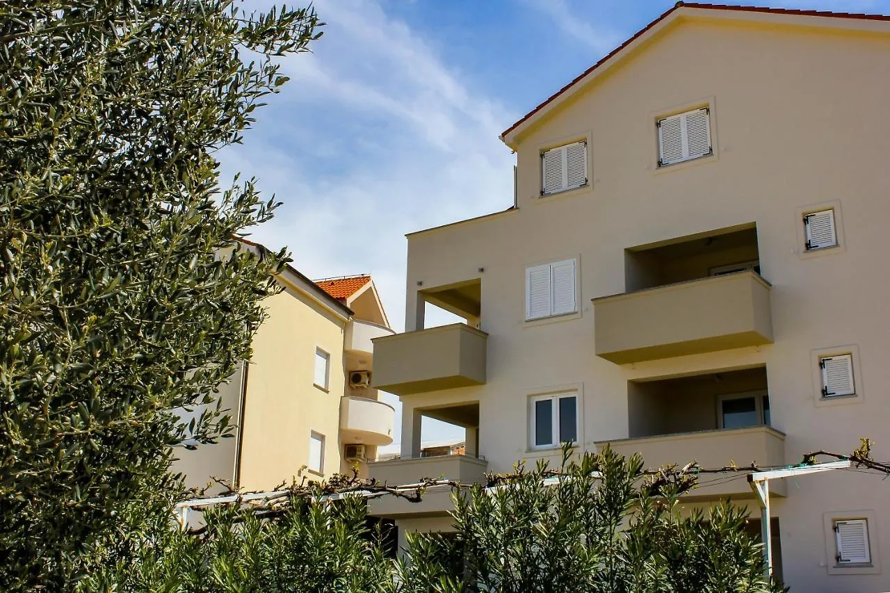 Apartments By The Sea Povljana, Pag - 14281